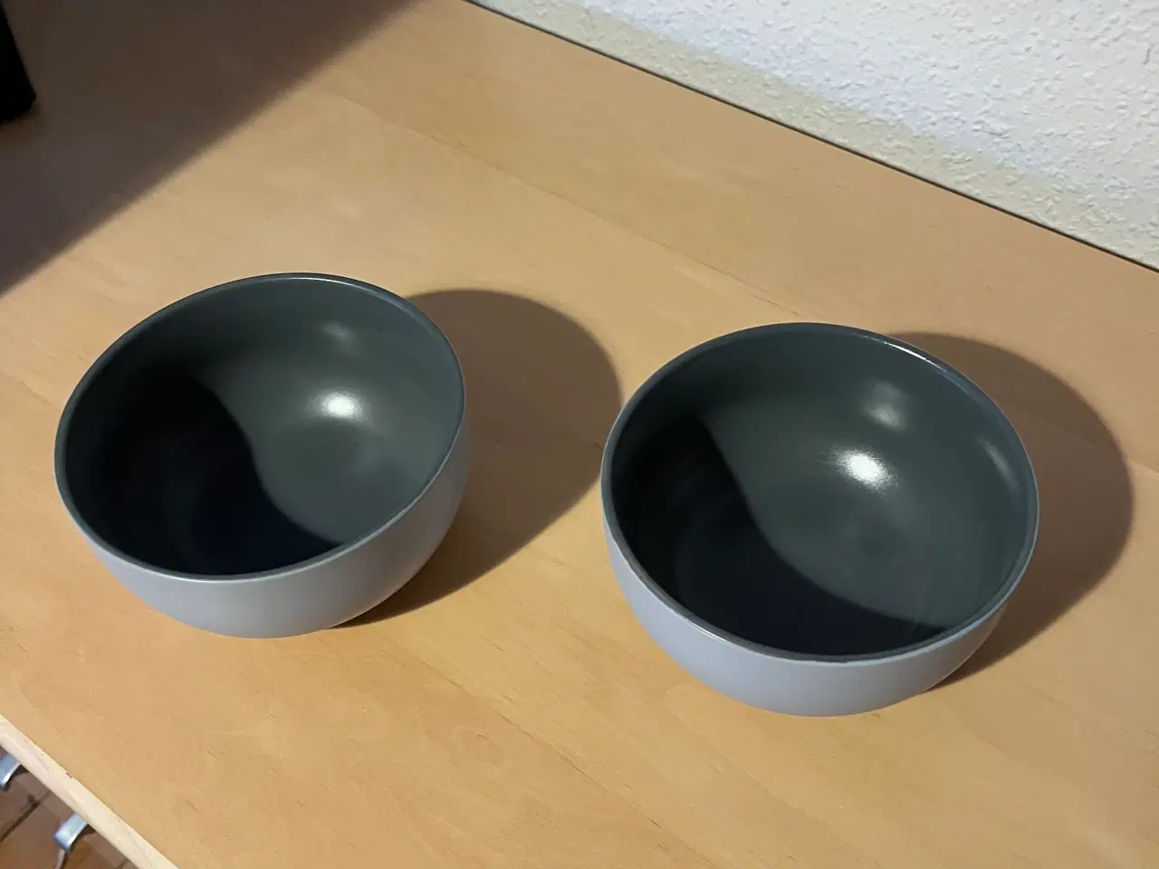 Billede 1 - 2 smukke keramikskåle blå og grå