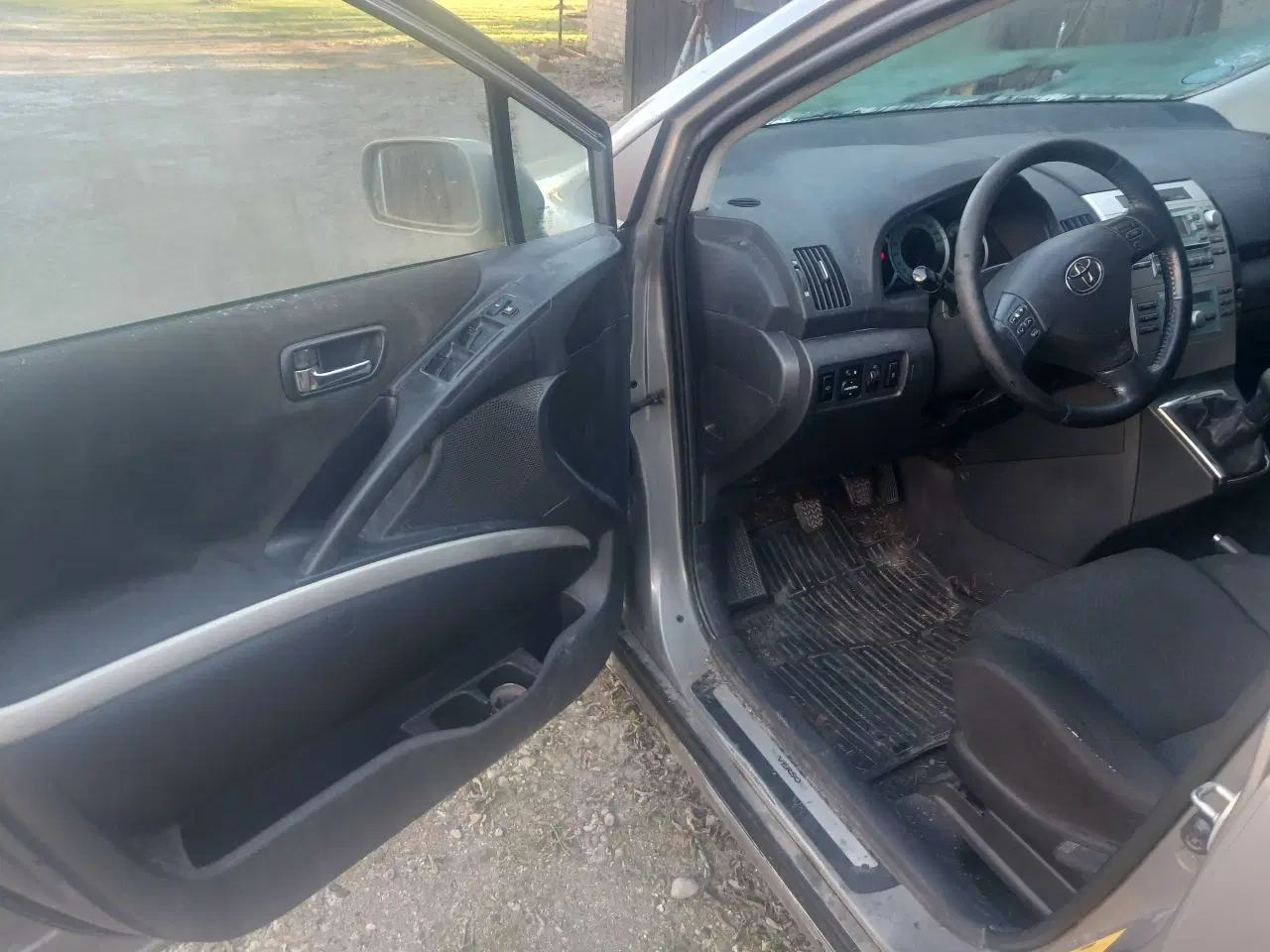 Billede 8 - Toyota corolla verso sælges/byttes