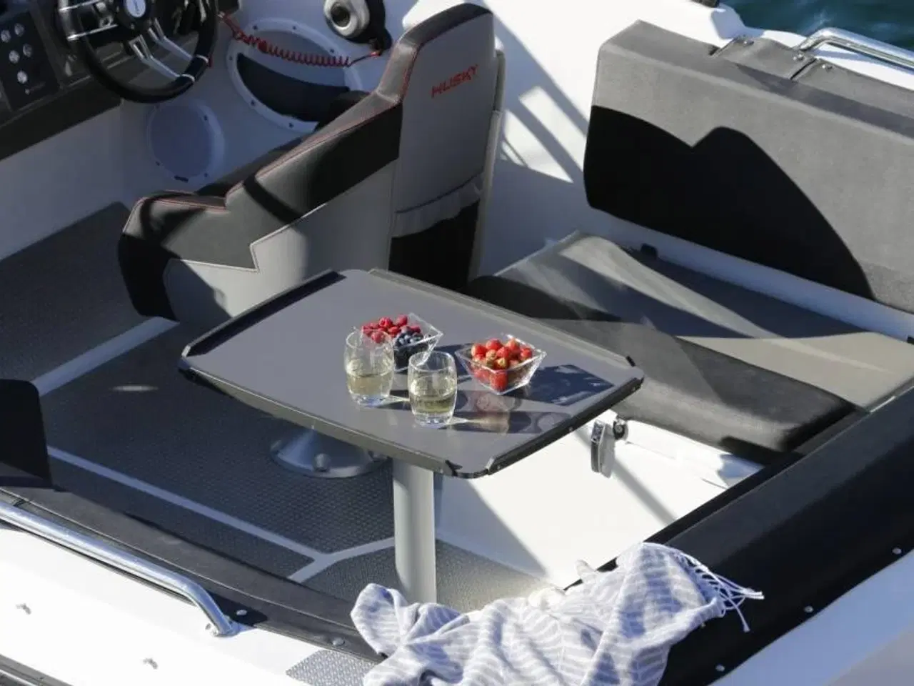 Billede 18 - Finnmaster Husky R7 - Yamaha 150 HK/Udstyr