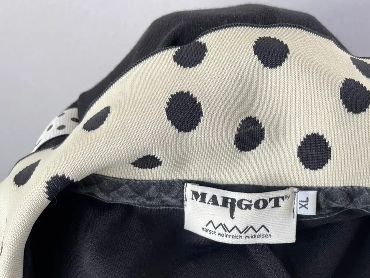 Billede 5 - Margot Weinreich Mikkelsen, kjole m hjerter, str X