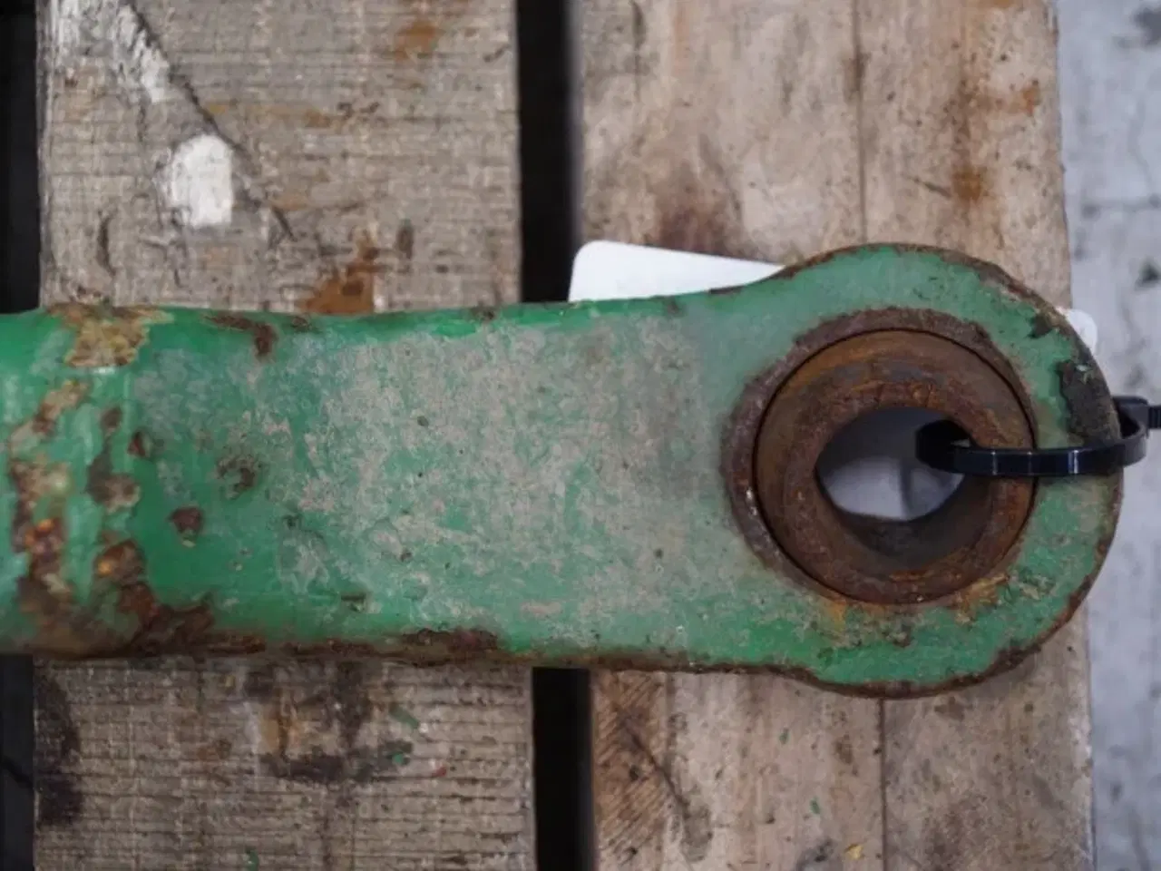 Billede 7 - John Deere 2450 R.H. Liftarm AL26679