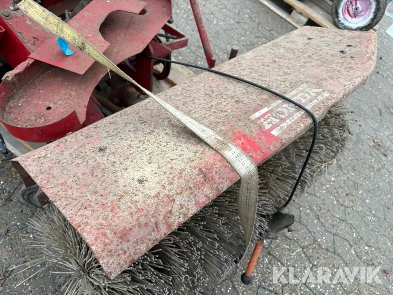 Billede 6 - Fejemaskine og sneslynge