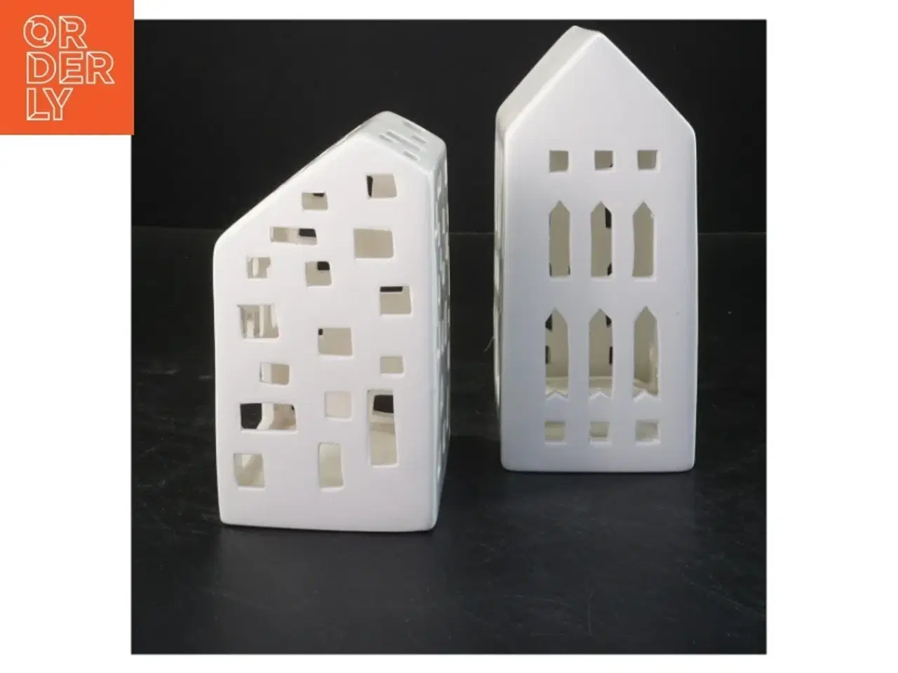 Billede 1 - Keramiske huse lysestager fra K&#228;hler (str. 14 cm og 18 cm)