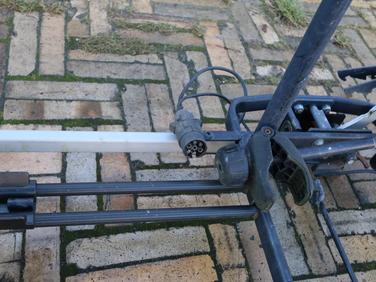 Billede 2 - Thule cykelholder til 2 cykler, Odense