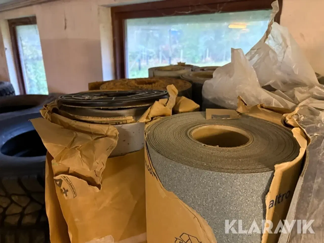 Billede 1 - Linoleum, gulvtæppe 8 styk