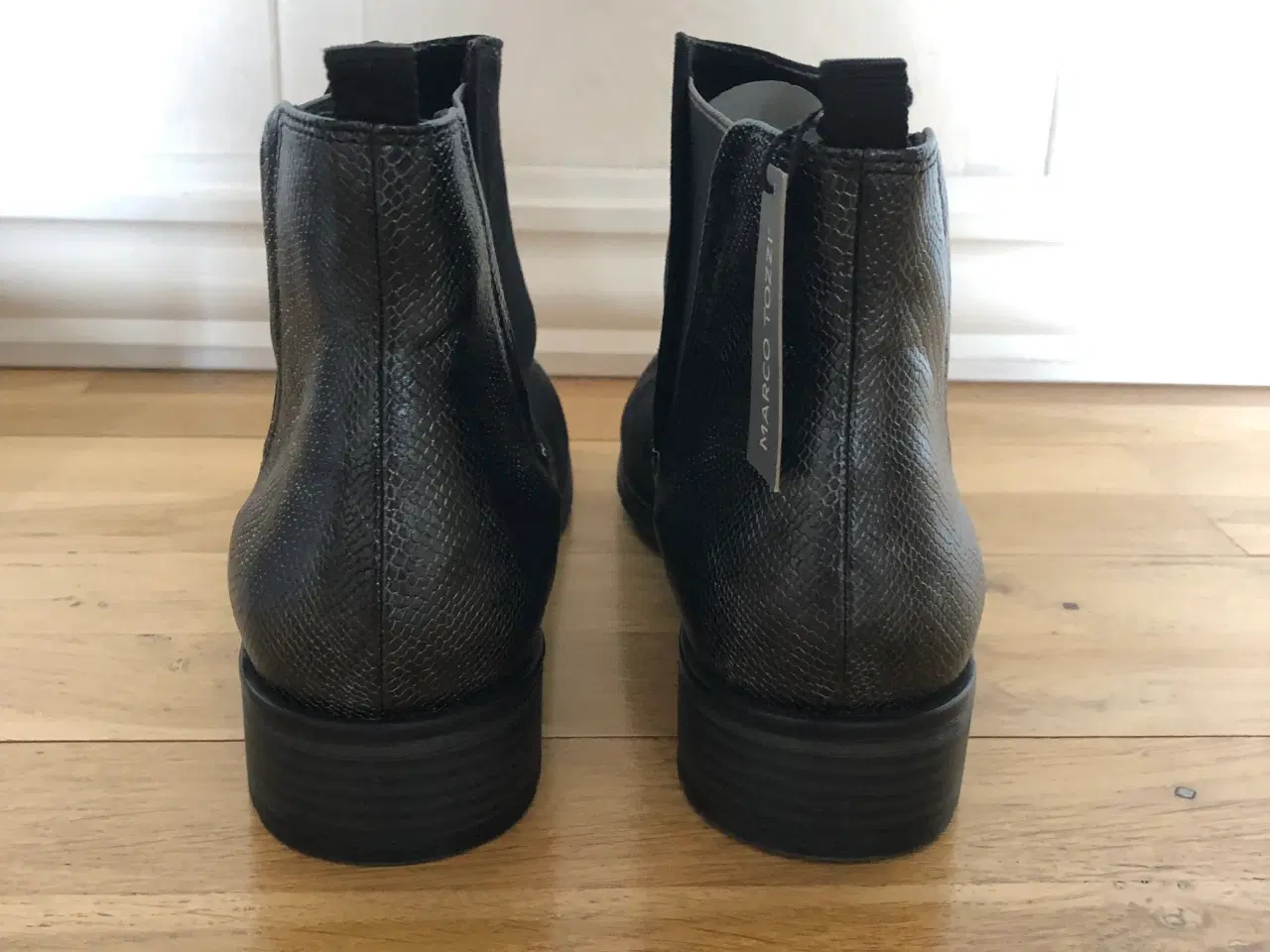 Billede 3 - NYE!! korte støvler str. 42