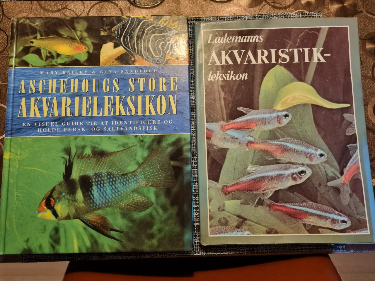 Billede 1 - Akvarie bøger