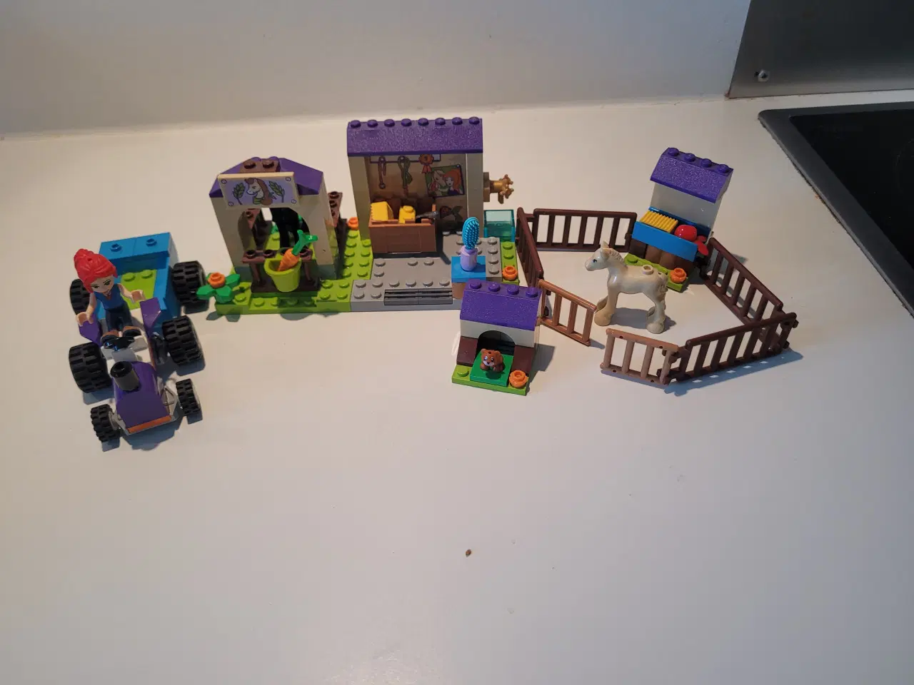 Billede 2 - Lego Friends, 41361 - Mias hestestald