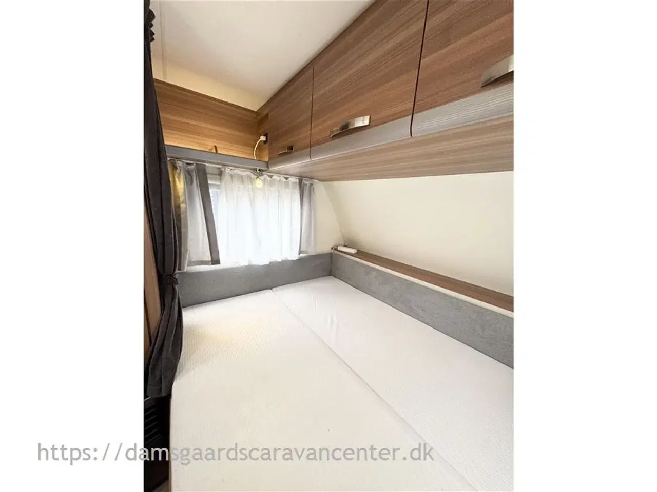 Billede 17 - 2018 - Weinsberg CaraOne 390 QD   Dobbeltseng-Gulvtemp.-Mover-Telt