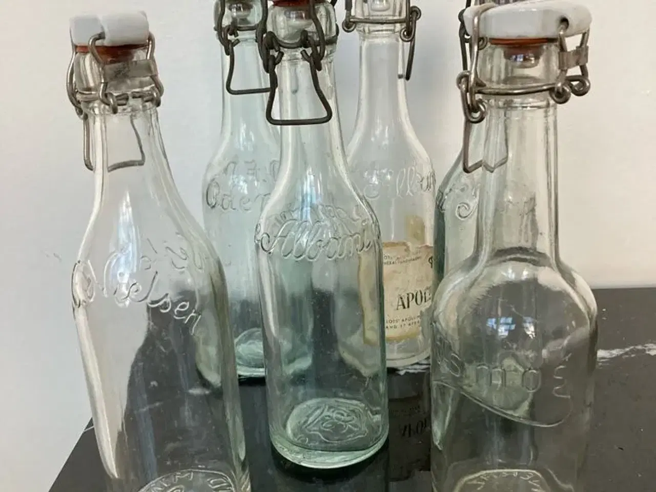 Billede 1 - Forskellige gamle patentflasker