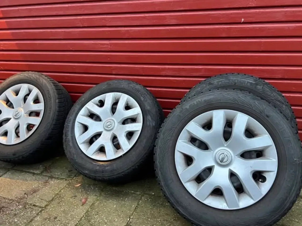 Billede 1 - Vinterdæk Nissan 215/65 R 16