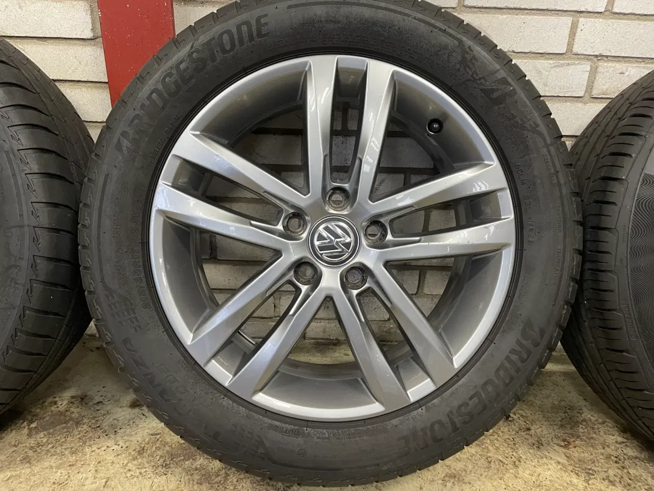 Billede 5 - 17 VW Passat 215/55r17 Ref.220 sommer