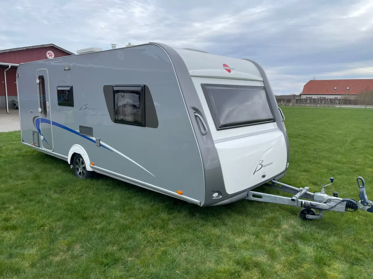 Billede 2 - Bürstner Belcanto Campingsvogn 560 TK 2009 Velholt