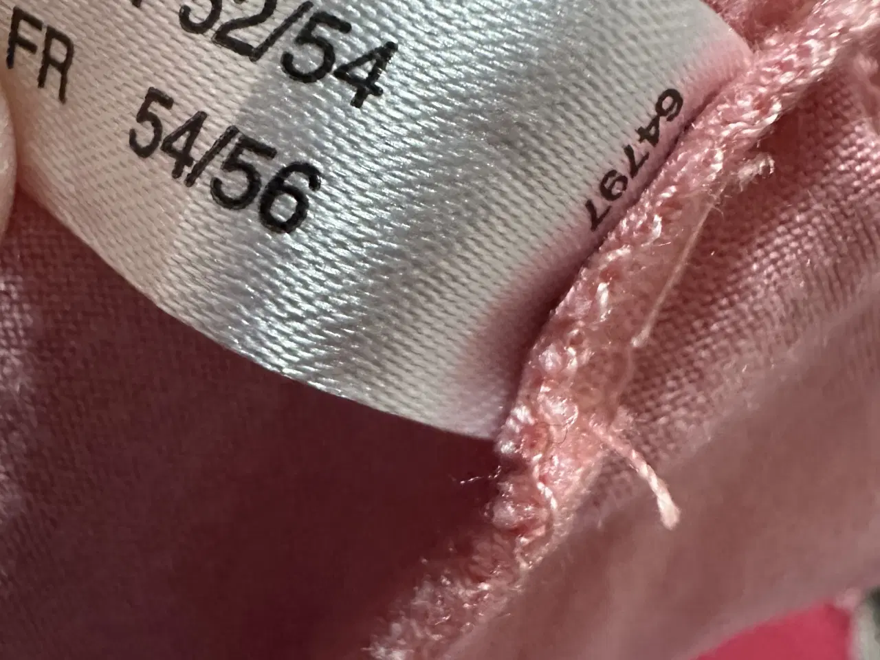 Billede 4 - Top m frynser i pink