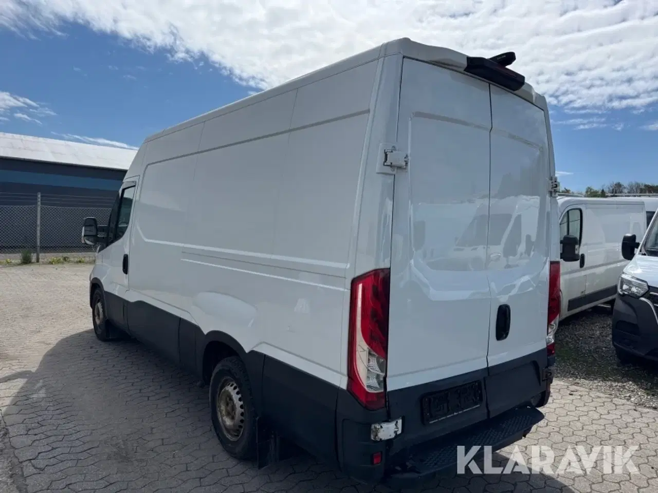 Billede 4 - Varebil Iveco 35s16 2,3d 12m3 Aut.
