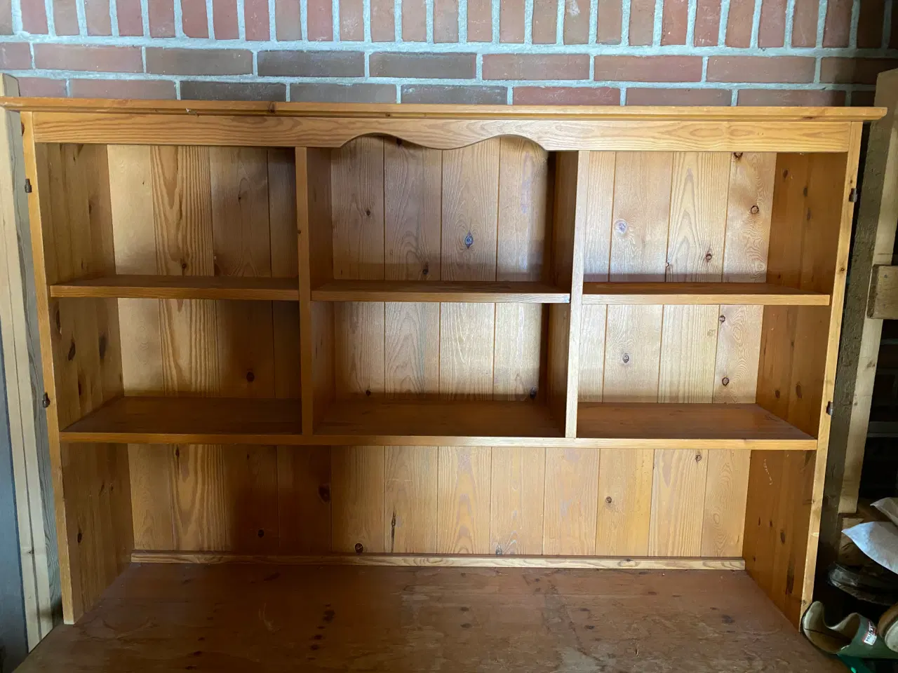 Billede 2 - Gammelt vitrineskab til gratis afhentning