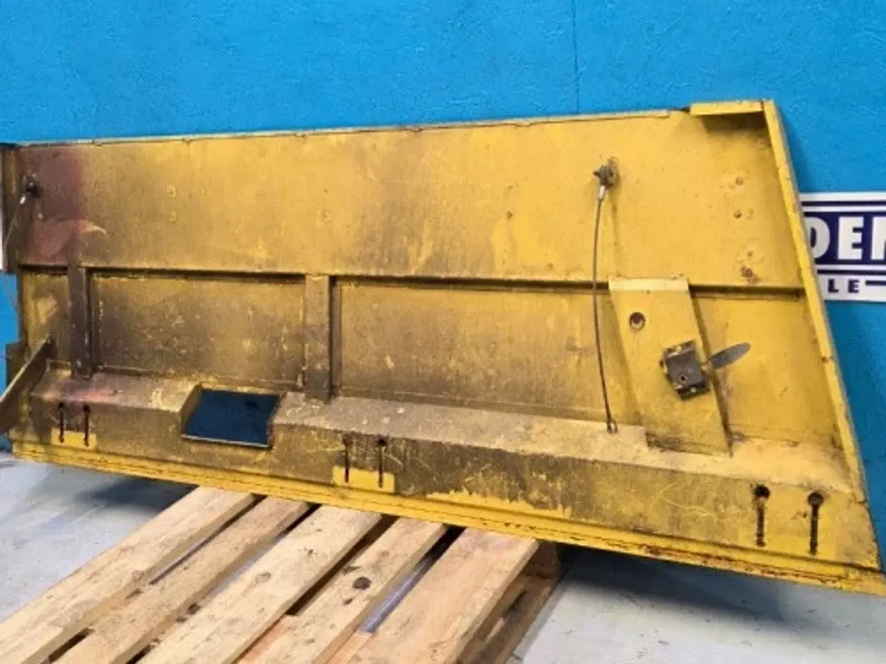 Billede 17 - New Holland TX68 Beskyttelseskærm 84031563