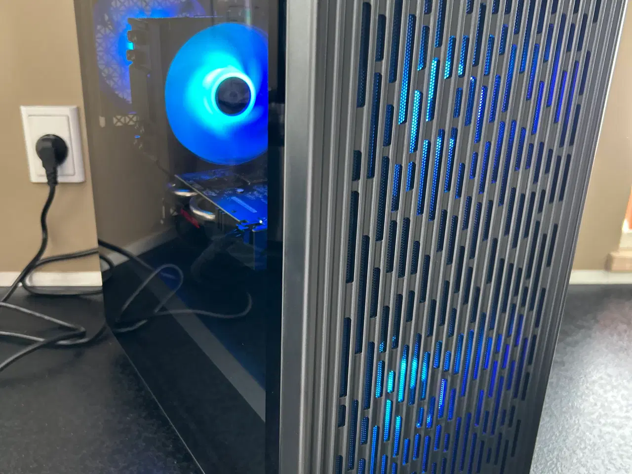 Billede 5 - ✅ Renoveret Gamin-PC – Klar til eSport & RGB-show!