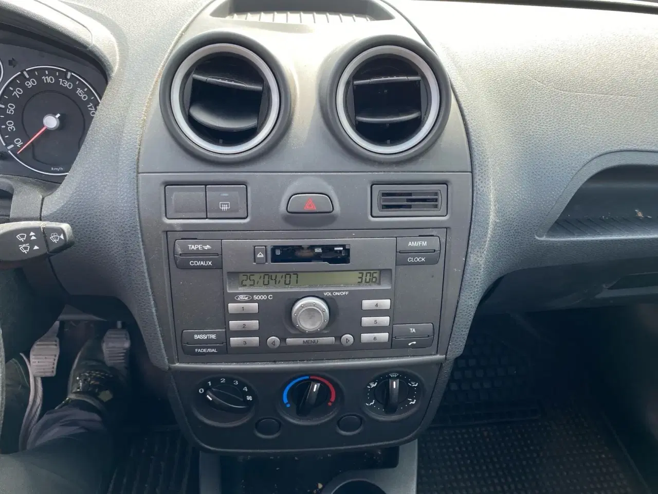 Billede 12 - Ford Fiesta 1,3 Ambiente 70HK 5d