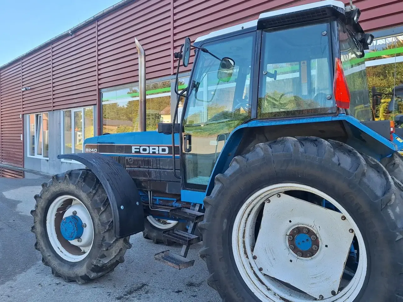 Billede 2 - Ford 8240
