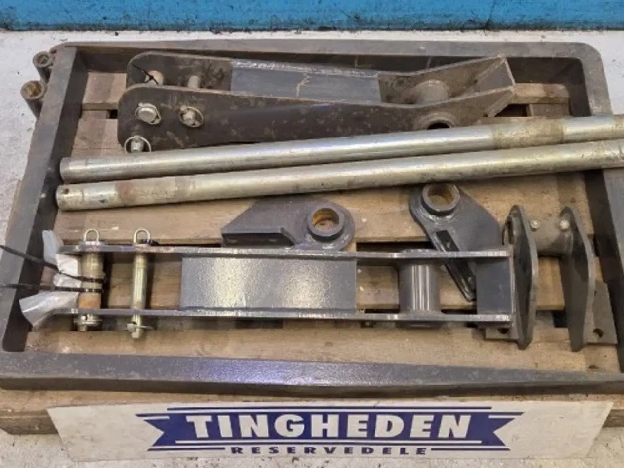 Billede 2 - New Holland B115C Pallegafler Kit 87310367