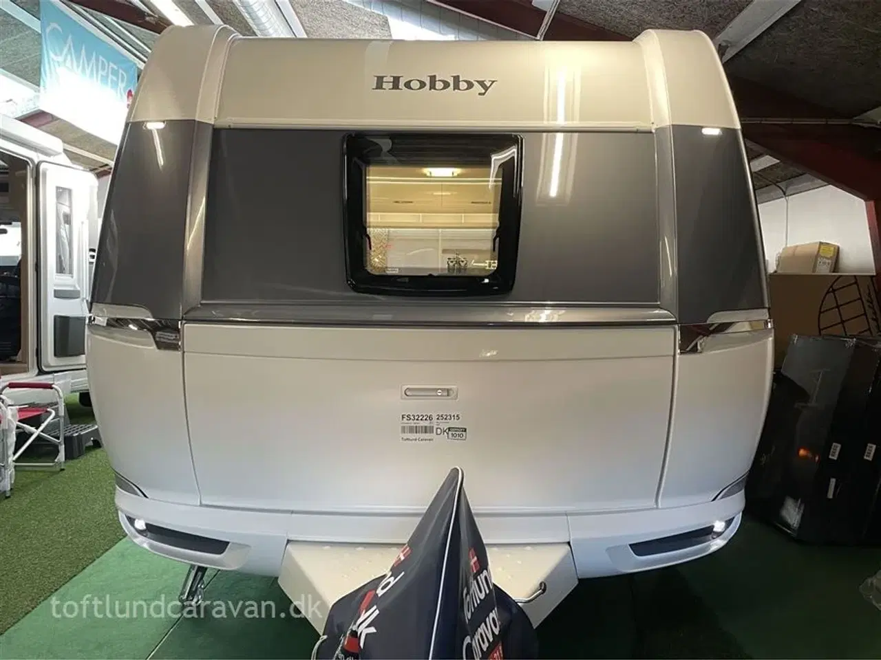 Billede 24 - 2025 - Hobby Excellent 560 CFe   NY 2025 MODEL, KÆMPE SIDDEGRUPPE OG KØKKEN. SENG 160*200cm. Super flot Excellent, NU PÅ LAGER.