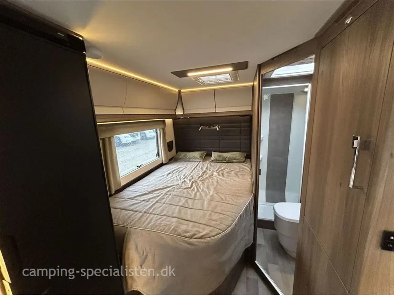 Billede 9 - 2024 - Kabe Novum 750 LXL   Kabe Novum X 750 LXL model 2024 kun kørt 14.000  km kan nu ses hos Camping-Specialisten.dk