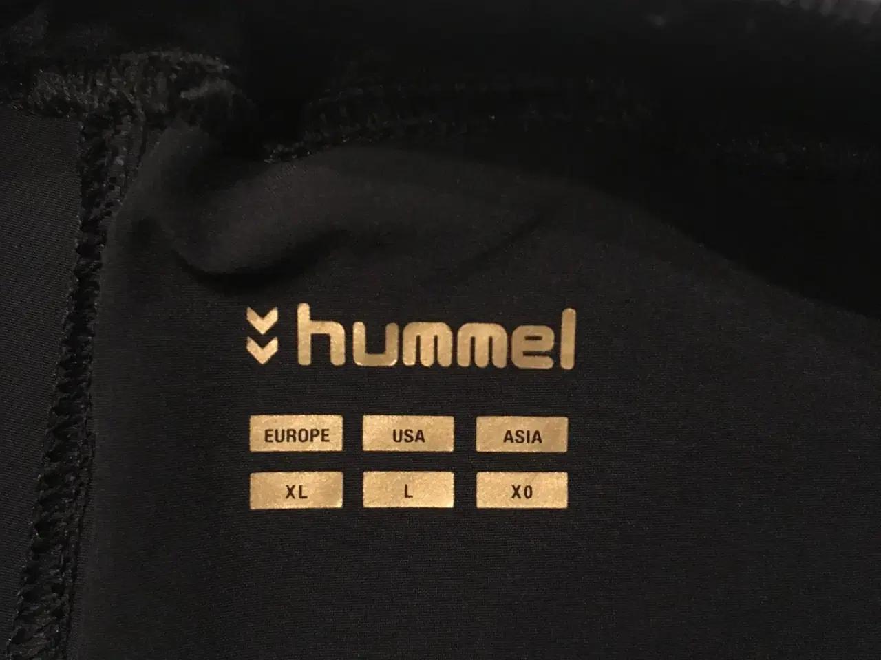 Billede 2 - Hummel shorts str xl