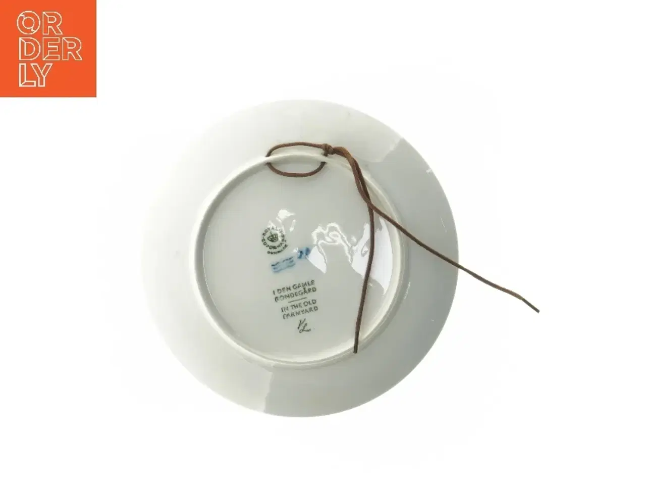 Billede 3 - Juleplatte 1969 fra Royal Copenhagen (str. Ø 18,5 cm)