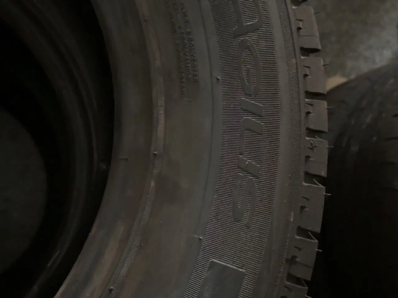 Billede 3 - 235/65 R16