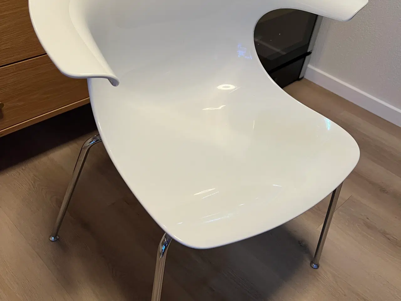 Billede 2 - Spisebordstole med armlæn