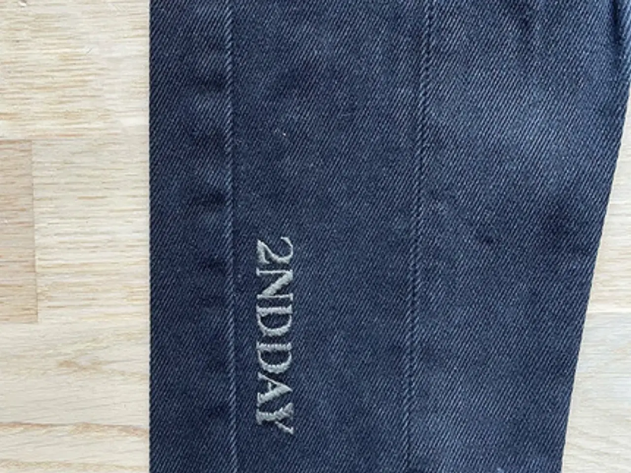 Billede 2 - 2ndday jeans sort