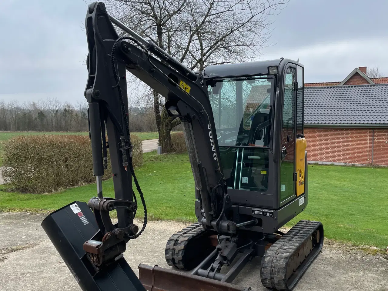 Billede 2 - Udlejes Volvo EC20D