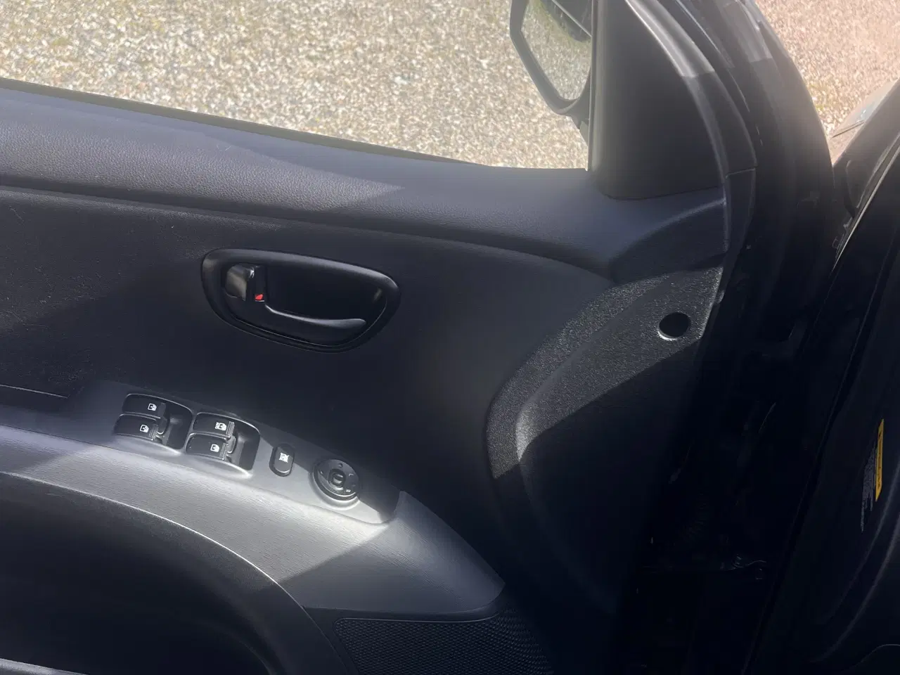 Billede 7 - NYSYNET Hyundai I10 1,3 BILLIG til salg