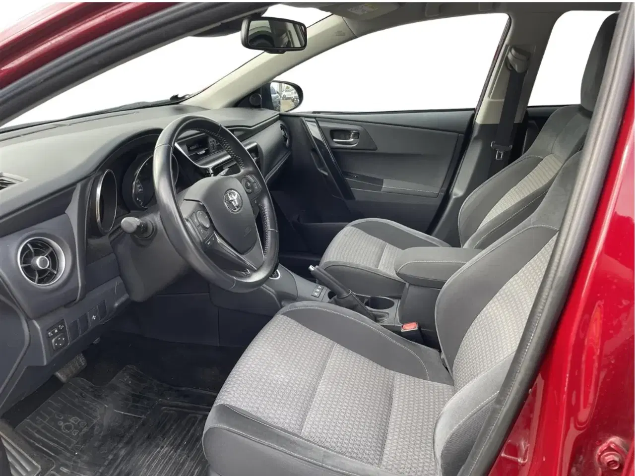 Billede 2 - Rigtig god bil i meget pæn stand