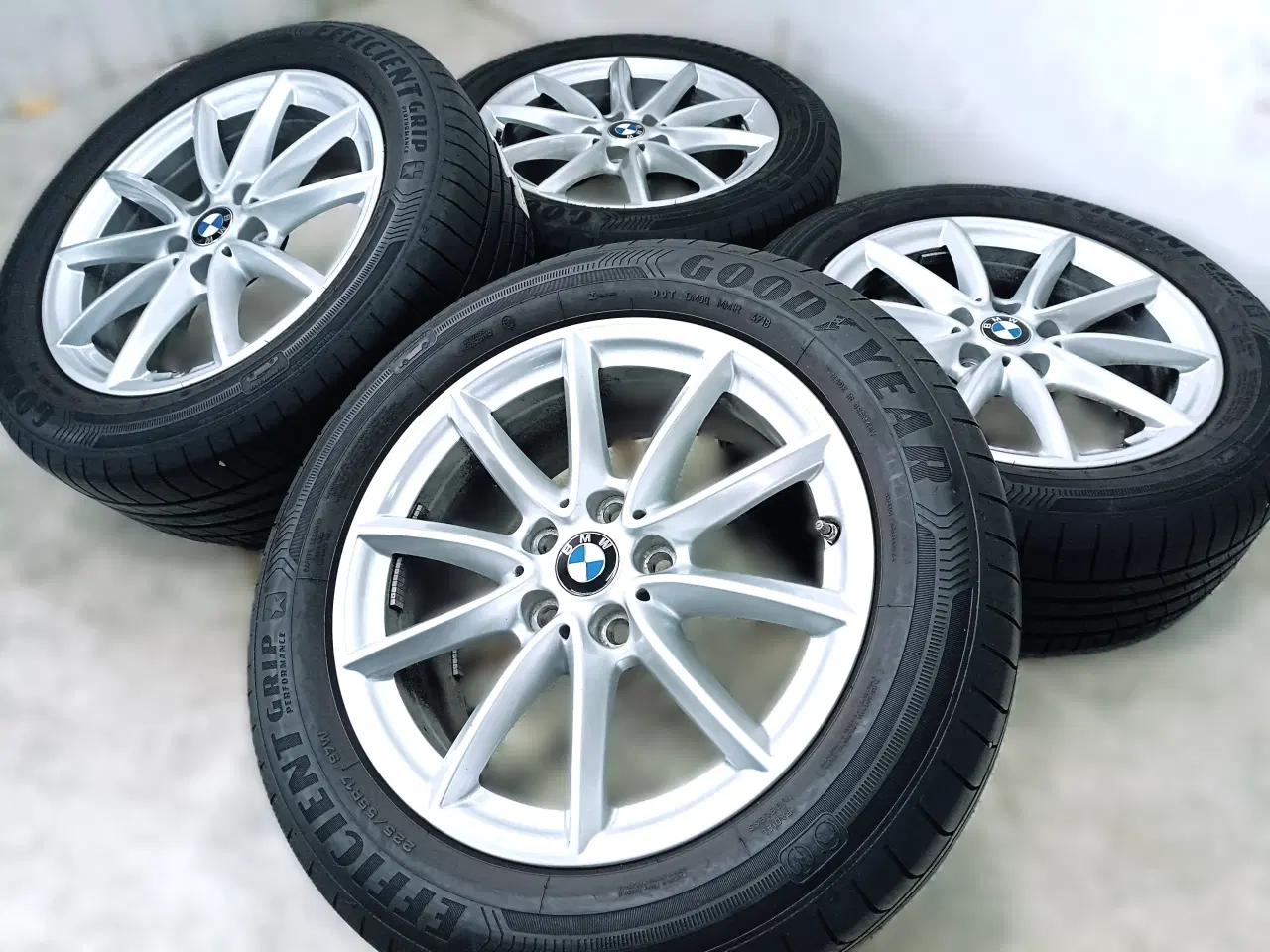 Billede 2 - 5x112 17" ET52 nav 66,6ø BMW sommersæt inkl.TPMS