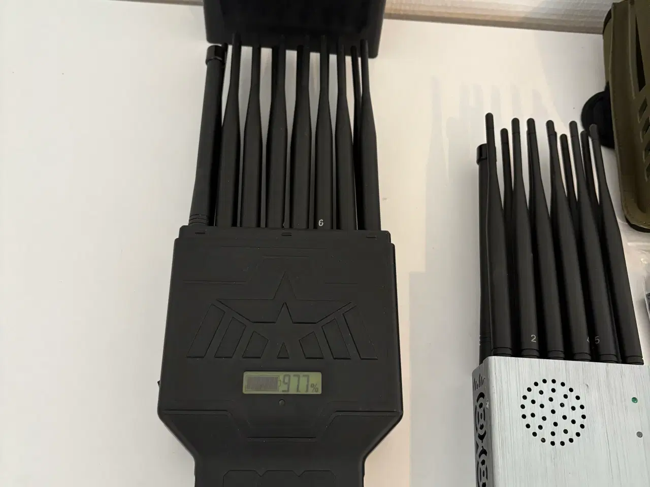 Billede 1 - Kraftig jammer tager 16 signaler