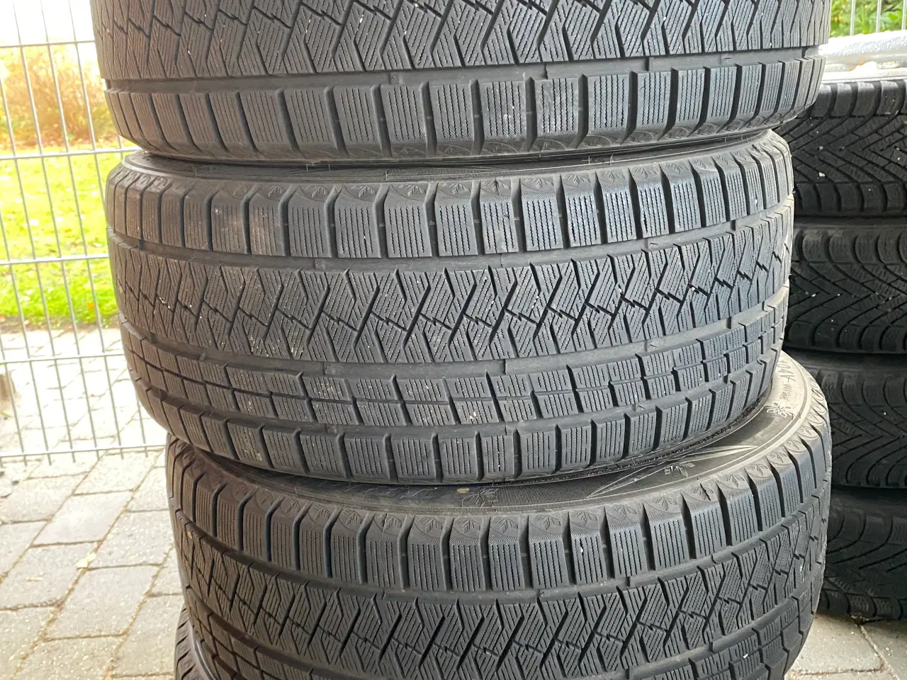Billede 2 - Triangle Snowlink Vinterdæk 255/45R19 104V