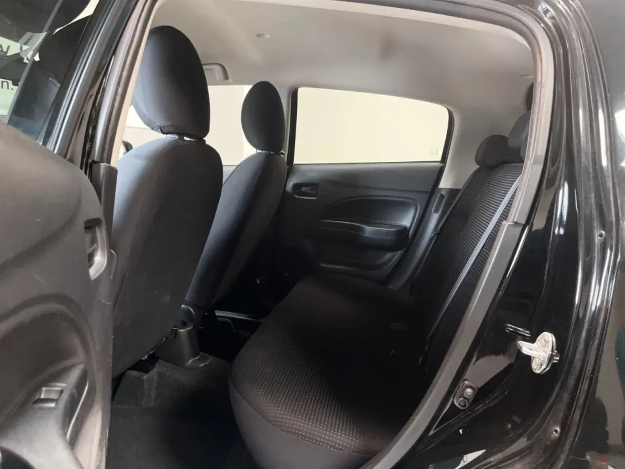 Billede 9 - Mitsubishi Space Star 1,2 Black & White CVT