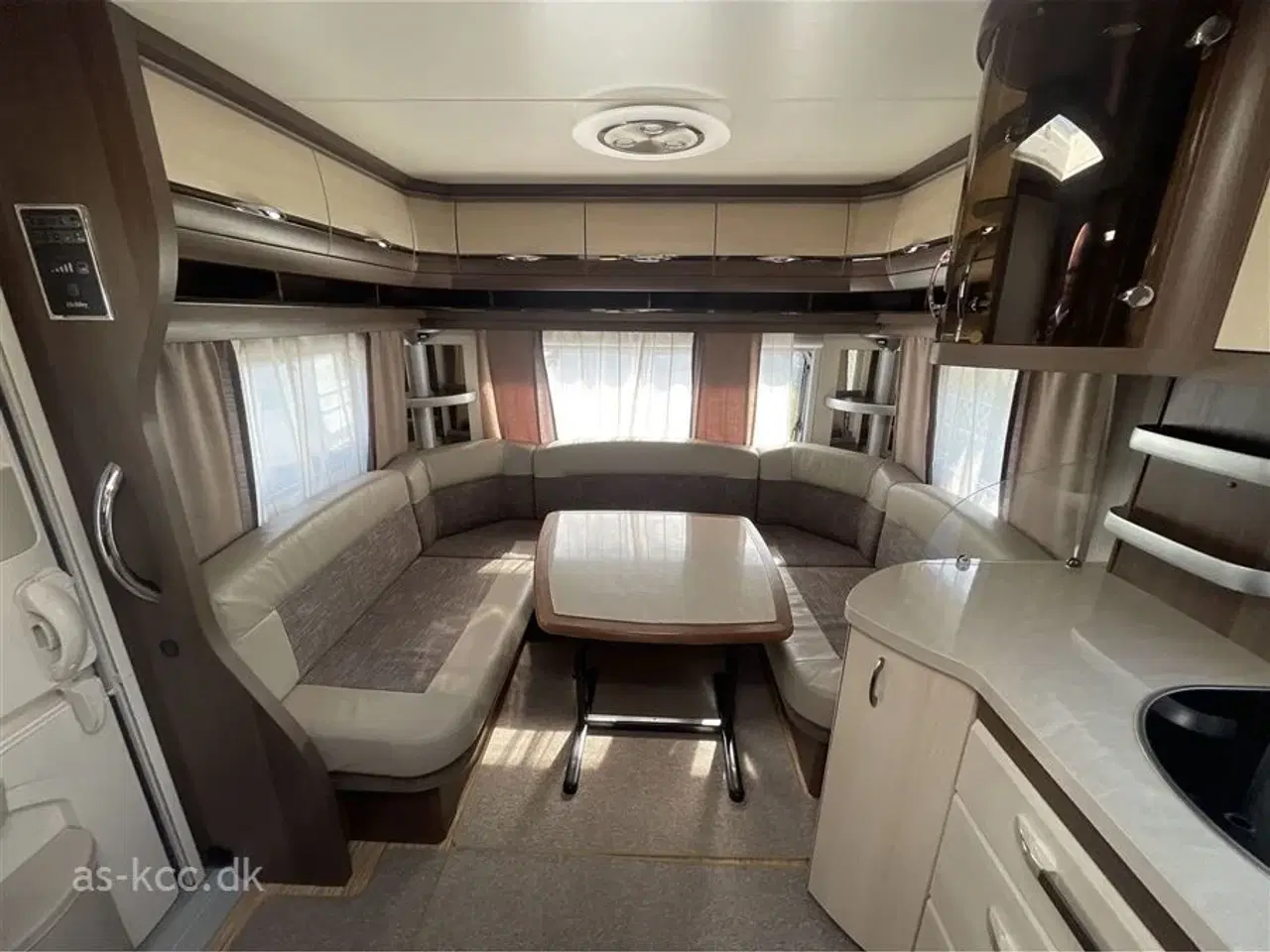 Billede 13 - 2014 - Hobby Prestige 720 UKFe   Hobby Prestige 720 UFKE årg. 2014 7 sovepladser, 8 siddepladser.