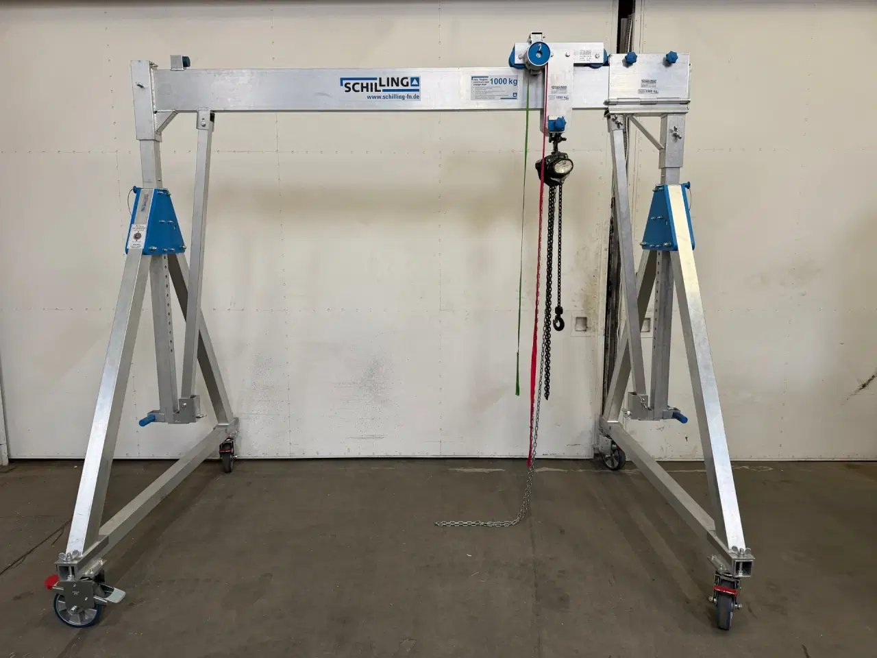 Billede 1 - Udlejning af 1000 kg. portalkran / montagekran.