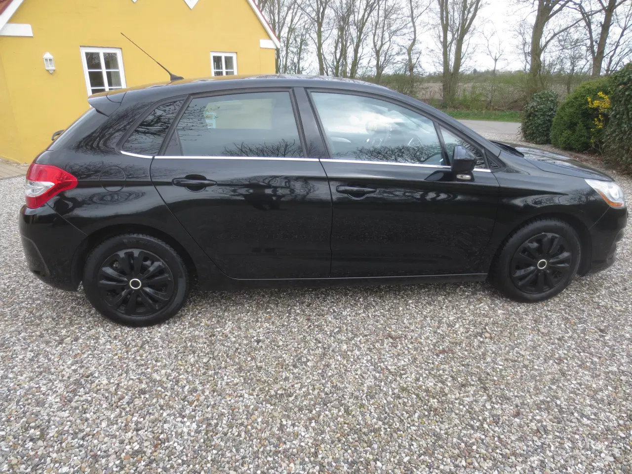 Billede 9 - Citroen C 4 1.6 HDi År 2012. Nysynet. 