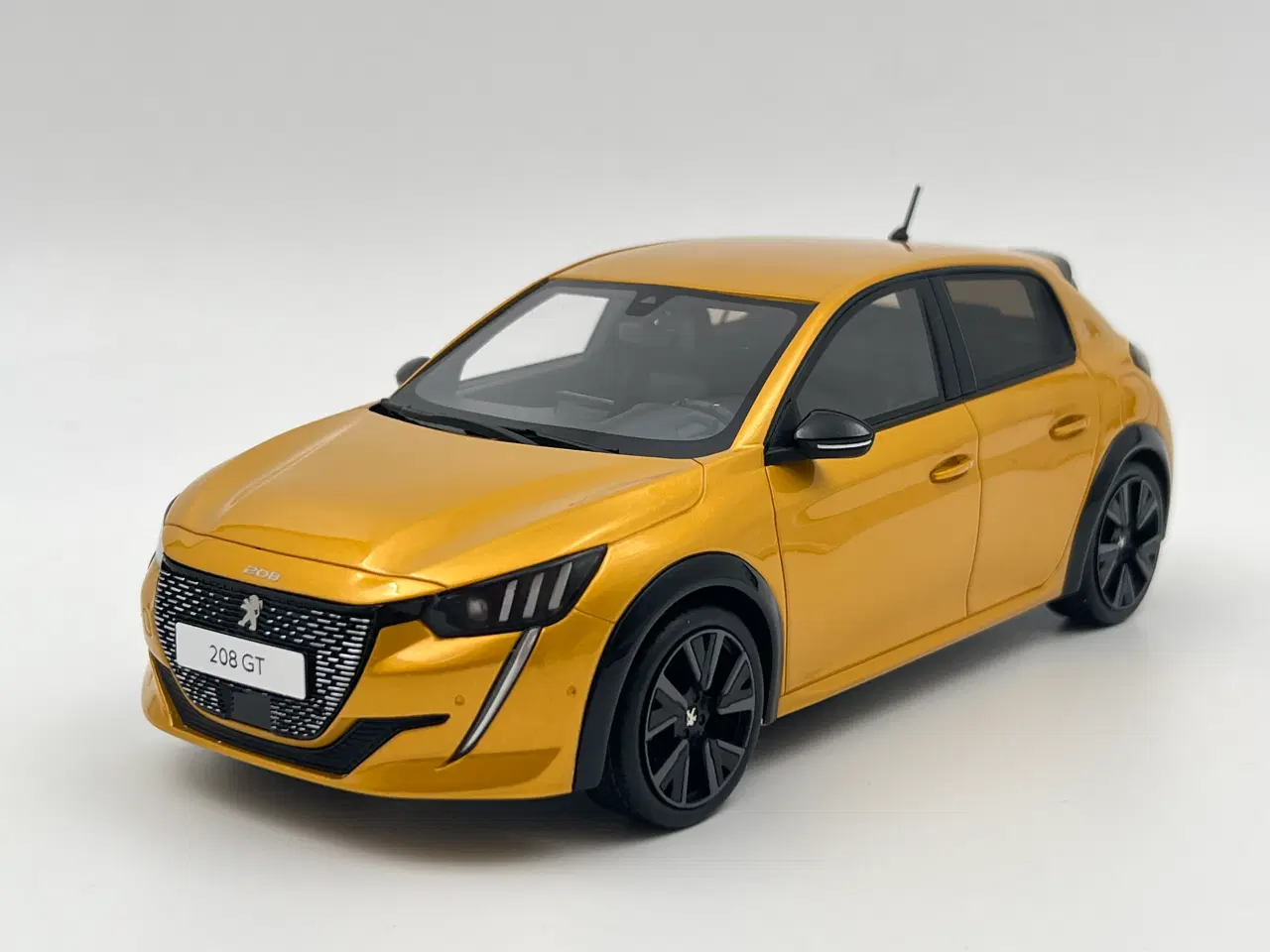 Billede 2 - 2020 Peugeot 208 GT - Limited Edition - 1:18