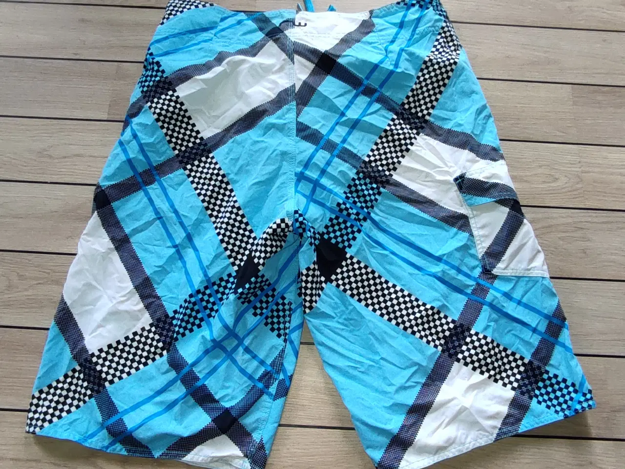 Billede 5 - Shorts, Raga Wear, str M, Samlet pris 100,-
