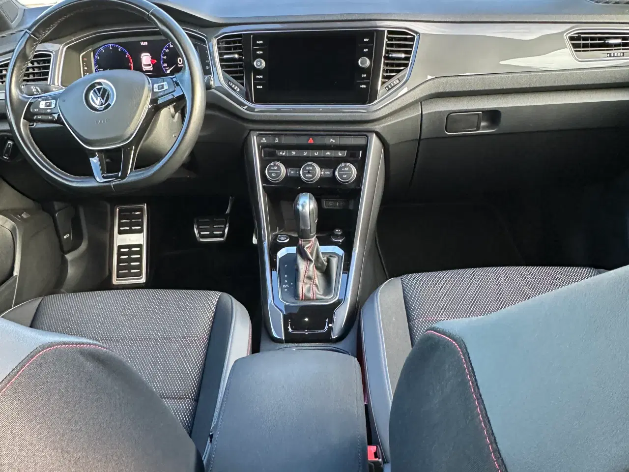 Billede 9 - Flot, velholdt og velplejet ikke-ryger bil.