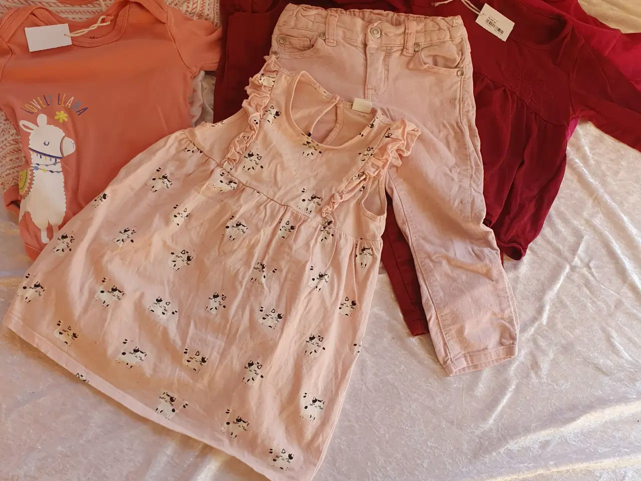 Billede 2 - Tøjpakke med 14 str. pige tøj