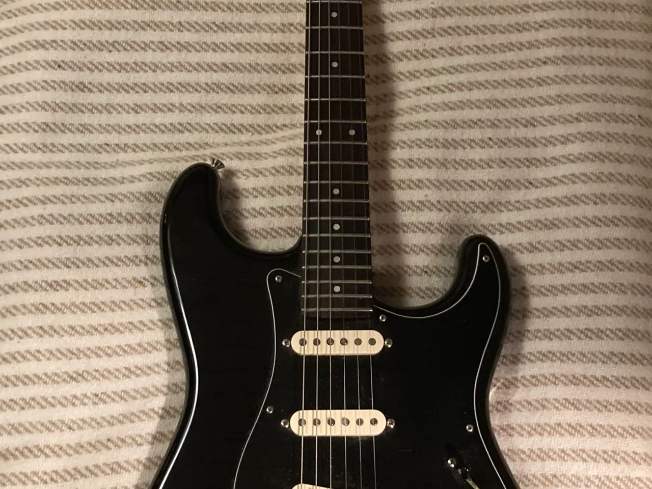 Billede 1 - Fender Stratocaster - Made in Japan 1984/1987