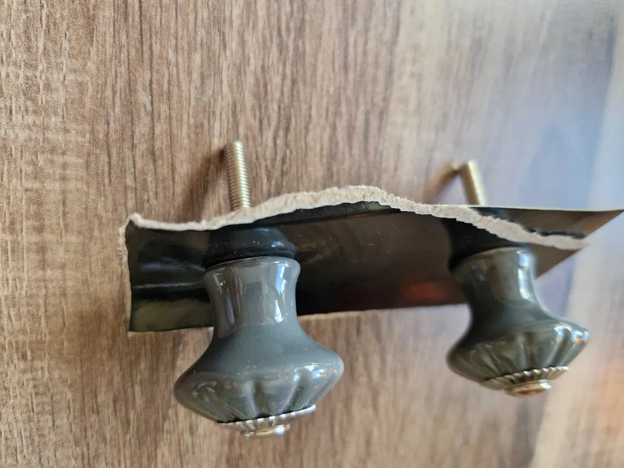 Billede 2 - Porcelæns Knopper 2 Stk.