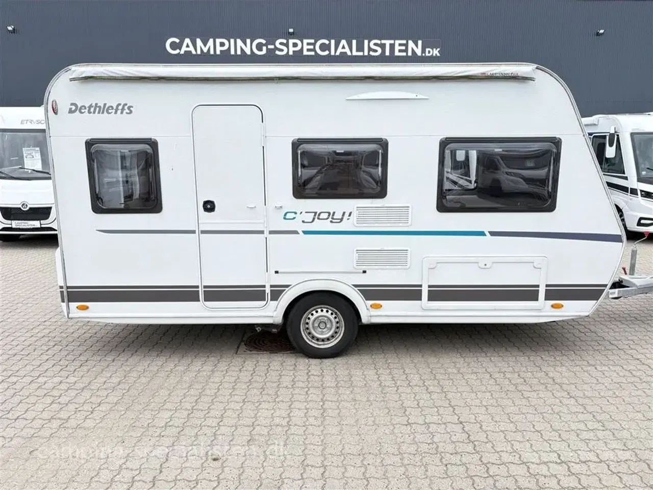 Billede 1 - 2021 - Dethleffs C joy 410 QL   Dethleffs C&amp;amp;amp;amp;apos;Joy 410 QL 2021 - Se den nu hos Camping-Specialisten.dk