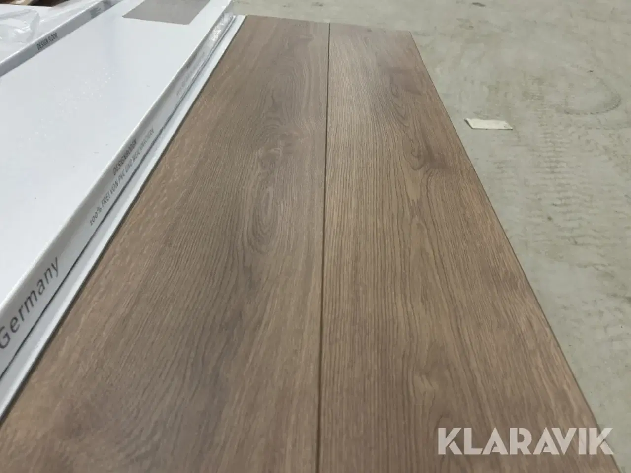 Billede 3 - SPC-gulv Design Boden VE44 Eiche Kalmar røget 99 m2